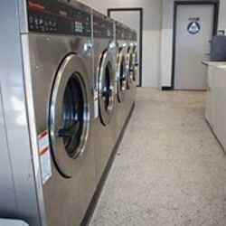 Washing Machine And Dryers 310 Laundromat Carousel